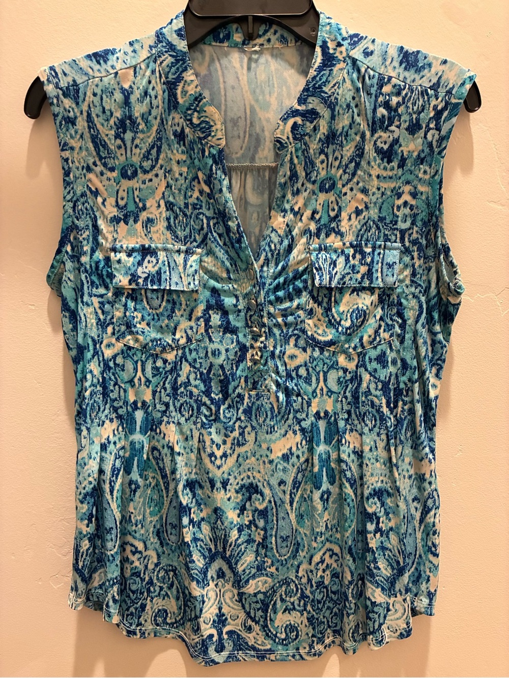 Blue Paisley V-Neck Sleeveless Camisole